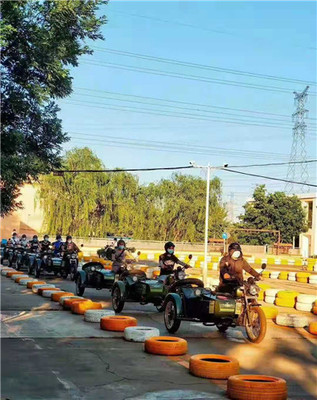 D三轮摩托平日班